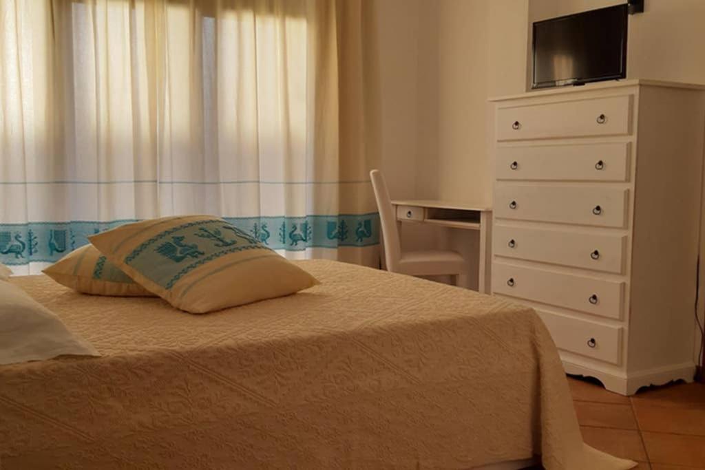 Bella Casa Con Giardino A 10 Minuti Dal Mare Appartement Aglientu Buitenkant foto