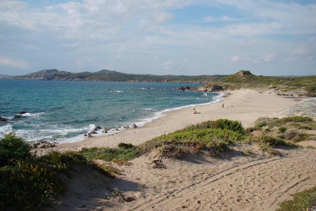 Bella Casa Con Giardino A 10 Minuti Dal Mare Appartement Aglientu Buitenkant foto