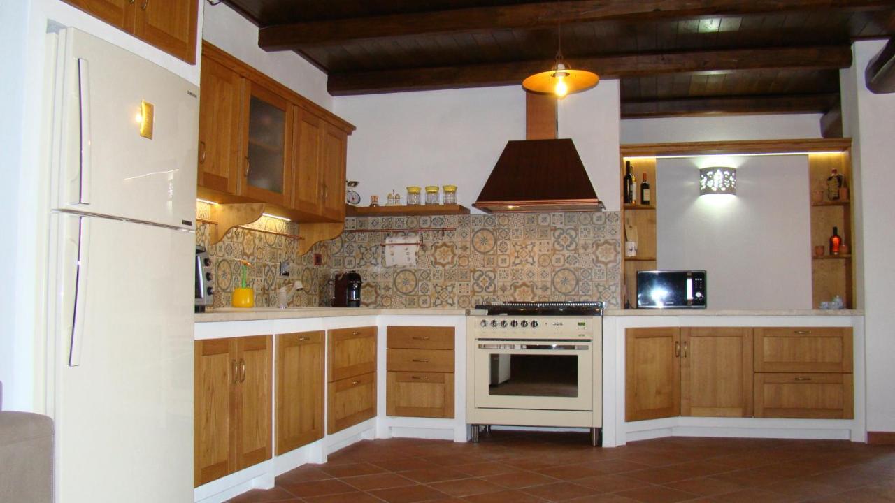 Bella Casa Con Giardino A 10 Minuti Dal Mare Appartement Aglientu Buitenkant foto